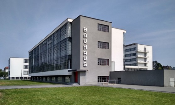 Kunst mit Kaffee – Das Bauhaus und seine KünsterInnen