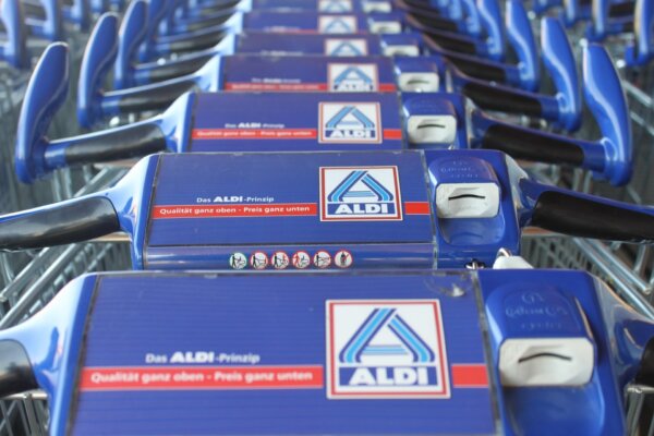 Aldi, Lidl & Co – Strategien, räumliche Auswirkungen und Perspektiven deutscher Lebensmitteldiscounter